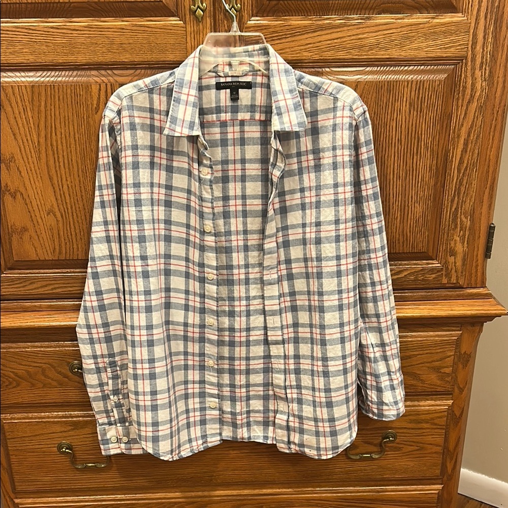 Banana Republic Casual Blue and White Plaid Shirt
